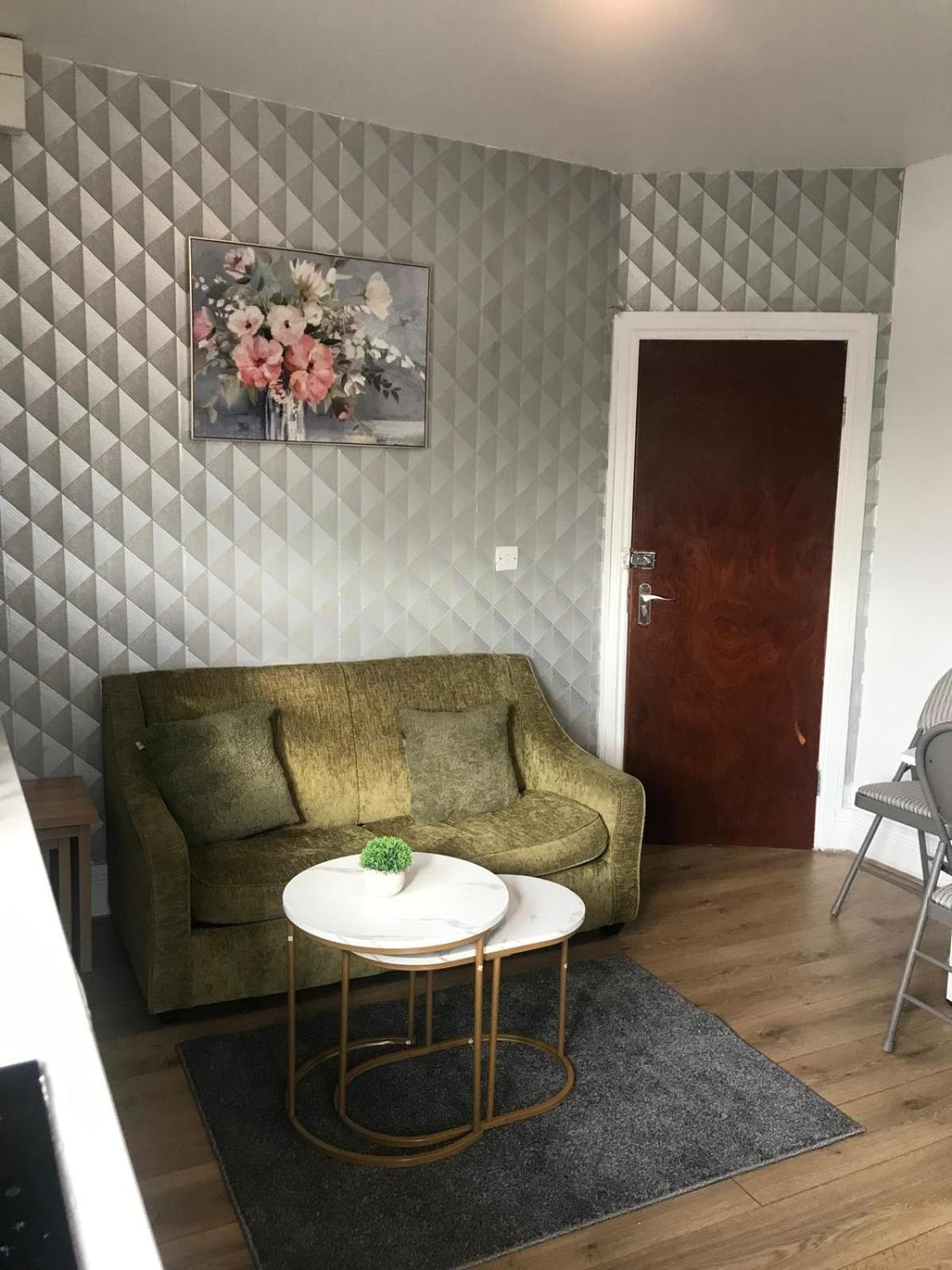 Aspire 1 Bedroom, 3 Single Beds Bristol Exteriör bild